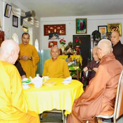Bình Dương: Chư Tôn Đức Tông Phong Liên Tông Tịnh Độ Non Bồng thăm cúng dường khoá tu niệm Phật Bá nhựt trì danh lần thứ 59 tại Nhất Nguyên Bửu Tự